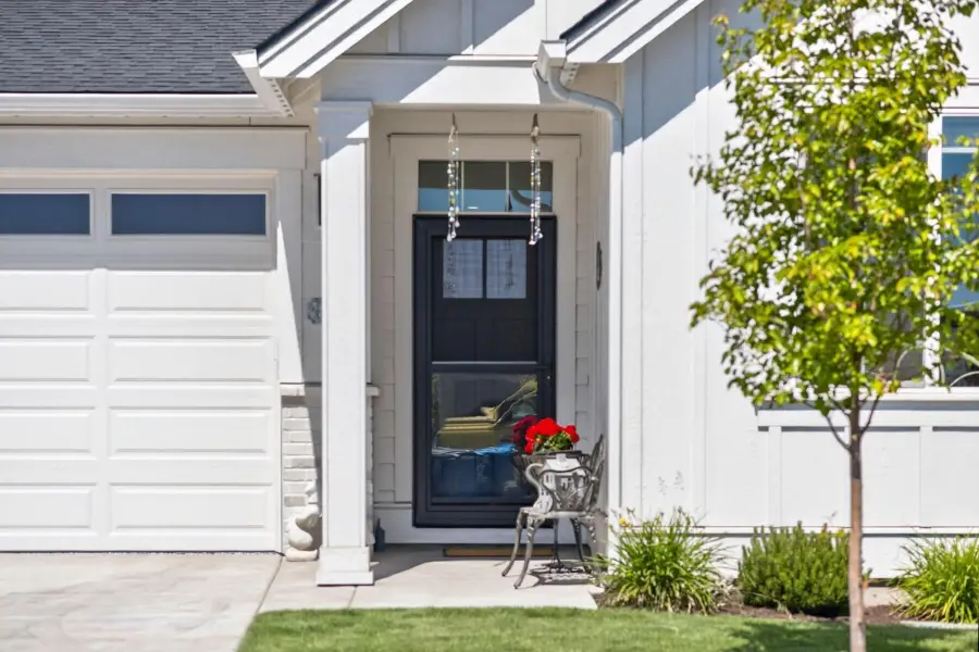 4733 SW Badger Court, Redmond, OR 97756 - #3