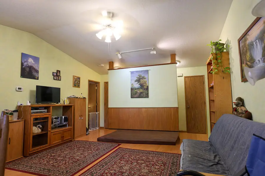 960 Schroeder, Grants Pass, OR 97527 - #3