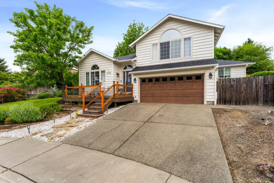 1350 Forestview Drive, Grants Pass, OR 97527 - #2