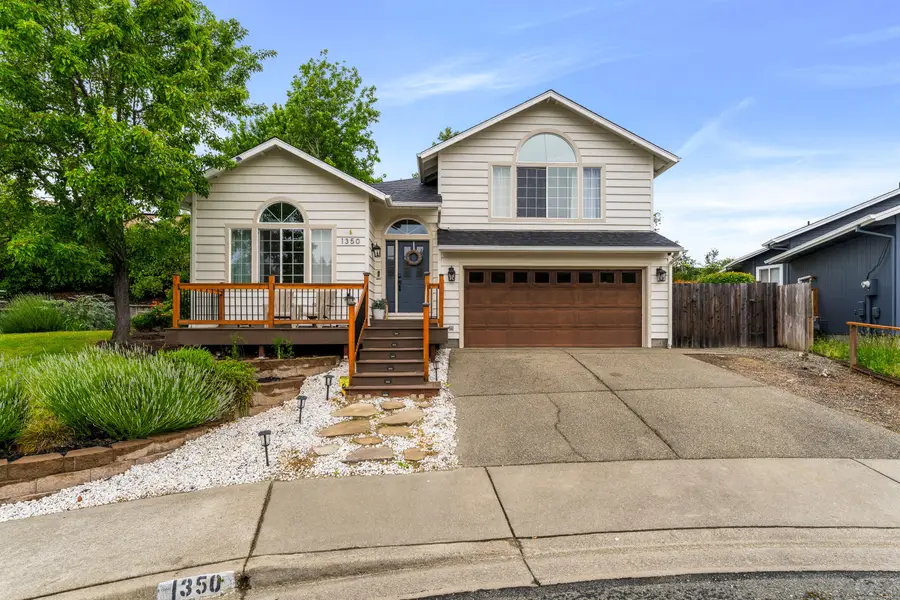 1350 Forestview Drive, Grants Pass, OR 97527 - #3