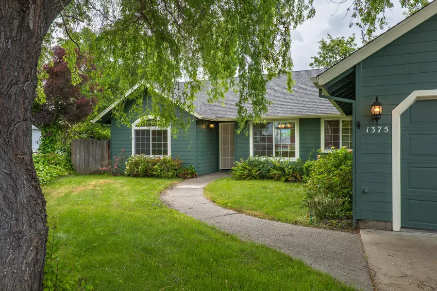 1375 Forestview Drive, Grants Pass, OR 97527 - #2