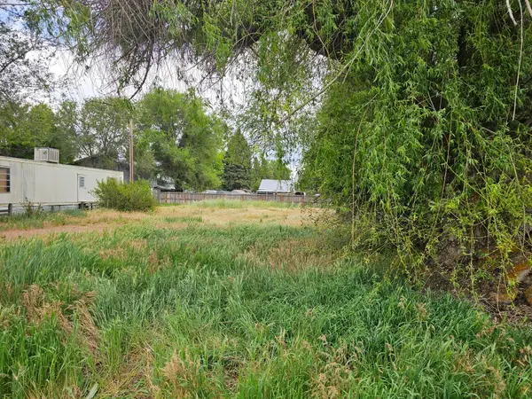 3712 Laverne Avenue, Klamath Falls, OR 97603