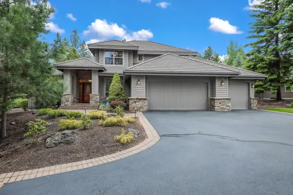 19598 Green Lakes Loop, Bend, OR 97702