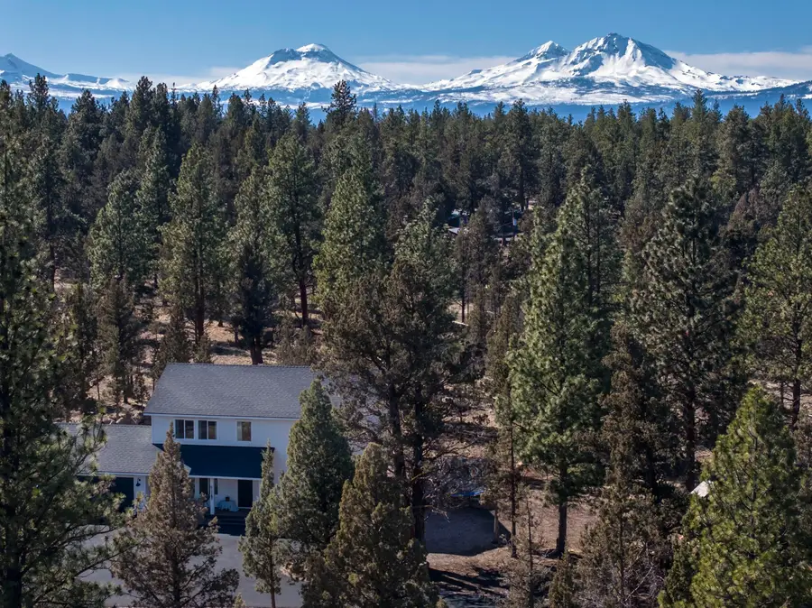 69353 Hinkle Butte Drive, Sisters, OR 97759 - #2