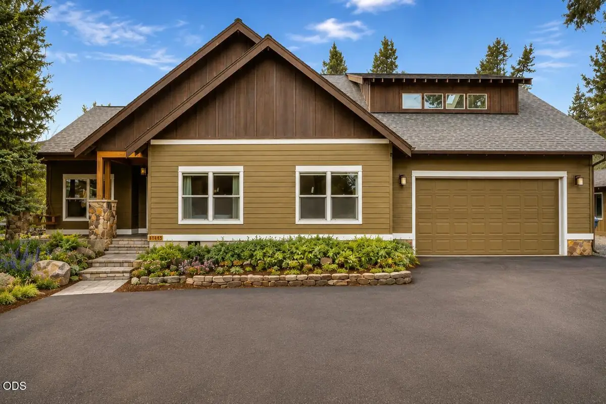 21125 Bear Creek Road, Bend, OR 97701 - #1