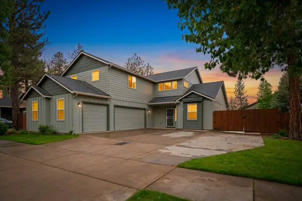 623 N Freemont Street, Sisters, OR 97759