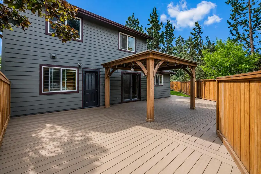 1652 NE Redrose Court, Bend, OR 97701 - #3