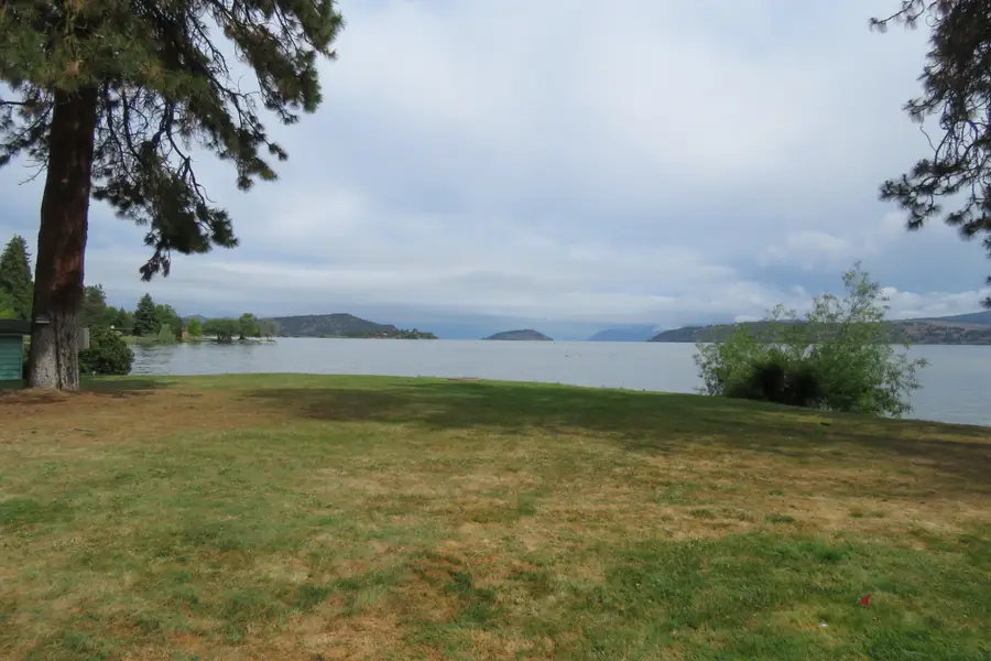 1885 Lakeshore Drive, Klamath Falls, OR 97601 - #3