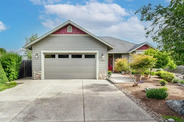 1340 SE Joel Drive, Grants Pass, OR 97527