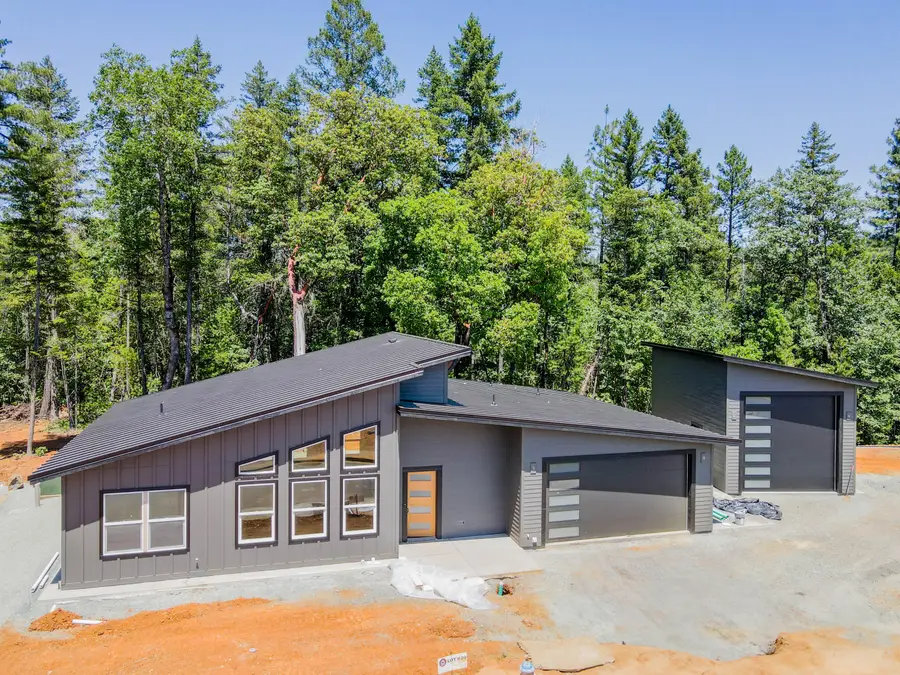 417 Rilynn Lane, Cave Junction, OR 97523 - #2