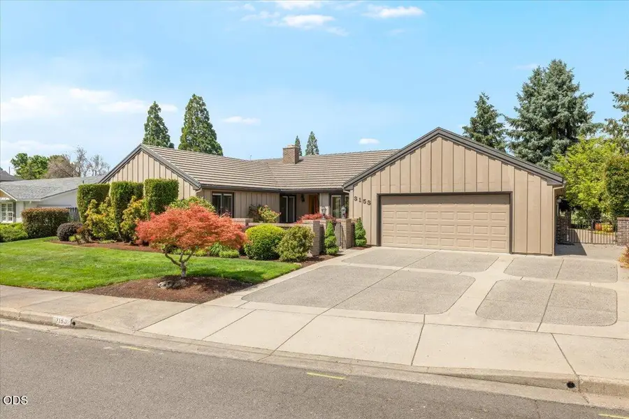 3153 Pepperwood Drive, Medford, OR 97504 - #2