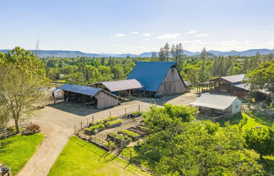 1299 Or-234, Eagle Point, OR 97524 - #2