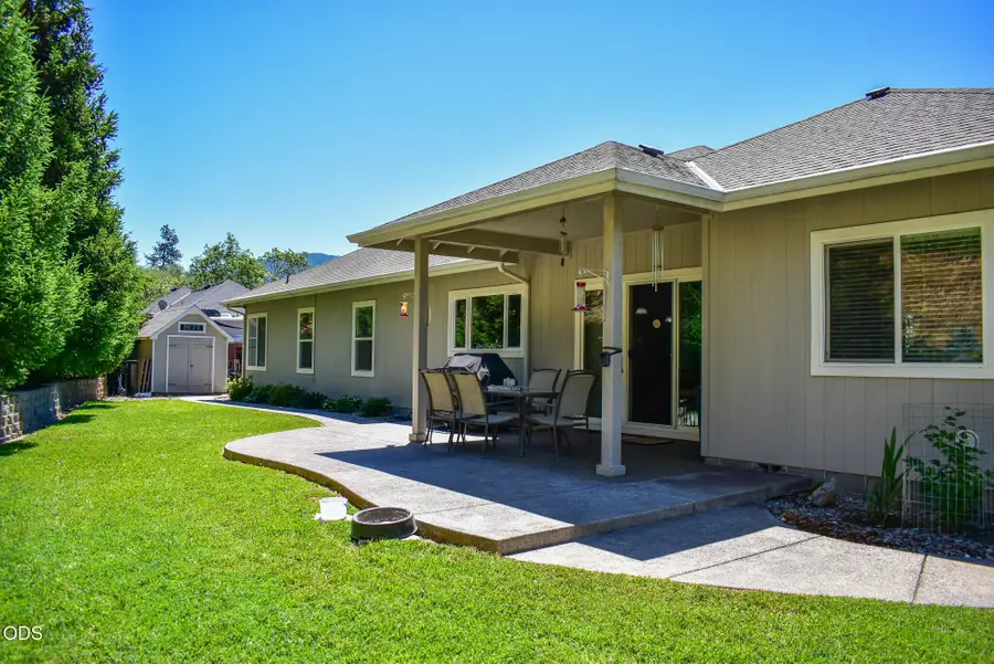 799 Three Pines Road, Grants Pass, OR 97526 - #2