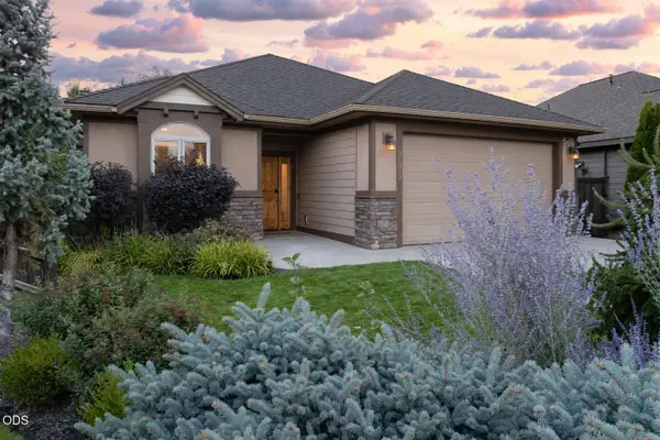 21302 NE Brooklyn Court, Bend, OR 97701