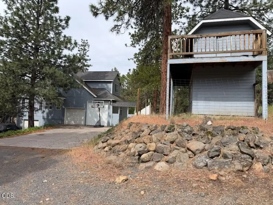 3737 Thicket Court, Klamath Falls, OR 97601 - #3