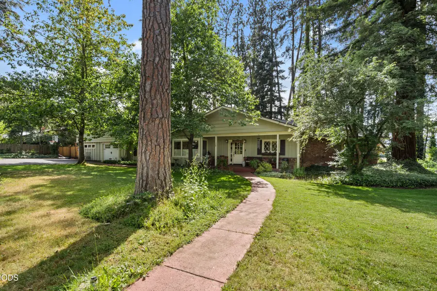 158 Renault Avenue, Medford, OR 97501 - #2