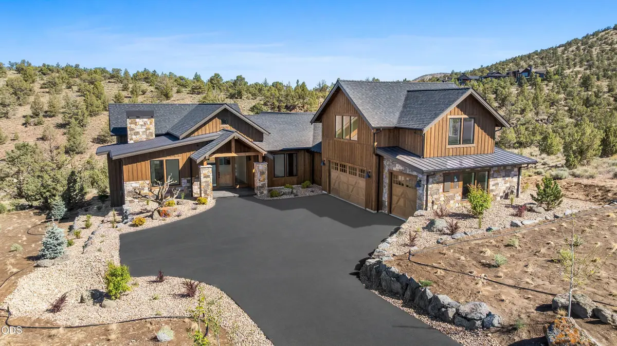 16621 SW Pinnacle Court, Powell Butte, OR 97753 - #1