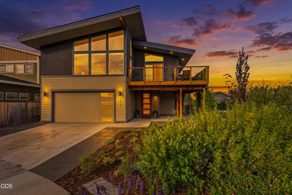 20767 NE Angora Court, Bend, OR 97701