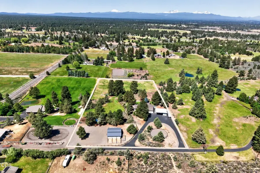 60376 Arnold Market, Bend, OR 97702 - #3