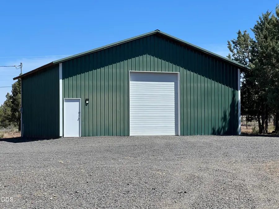 4647 SE Umatilla Loop, Prineville, OR 97754 - #2