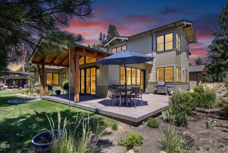 61525 Meeks Trail, Bend, OR 97702 - #3