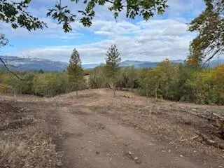 Merlin Sanitarium Road #18, Merlin, OR 97532