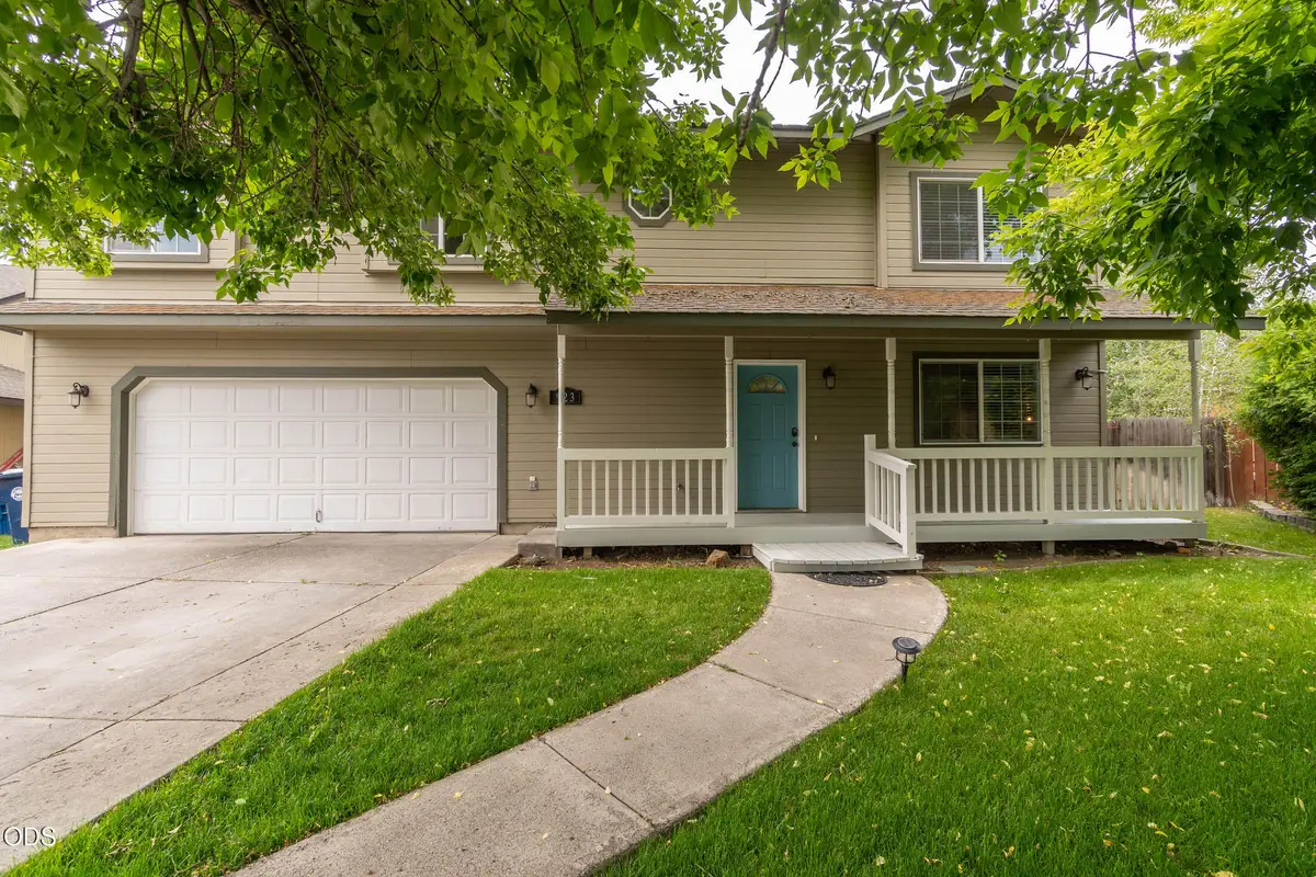 923 NW 22nd Court, Redmond, OR 97756 - #1