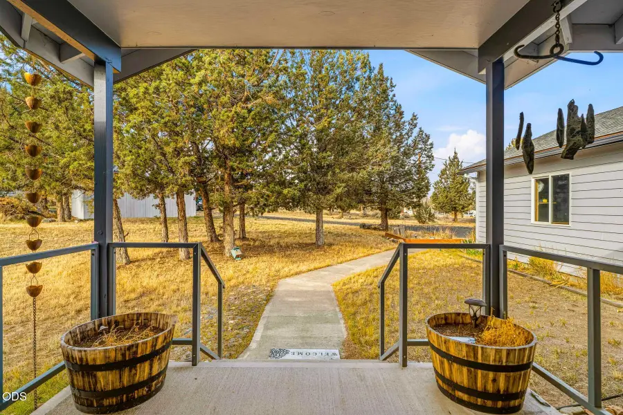 6678 SE Davis Loop, Prineville, OR 97754 - #2