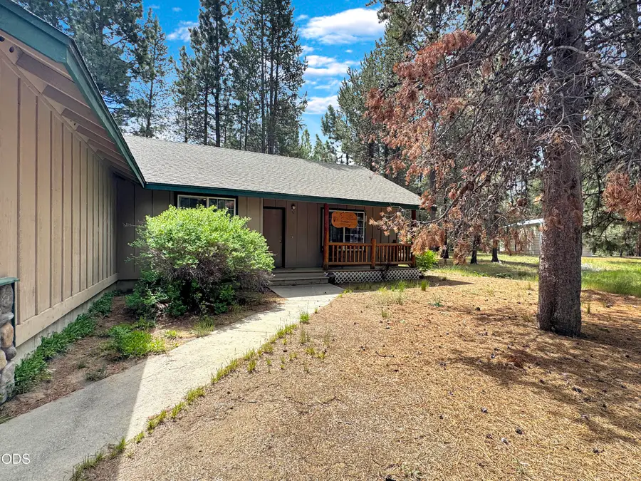 14735 Peachwood Court, La Pine, OR 97739 - #3
