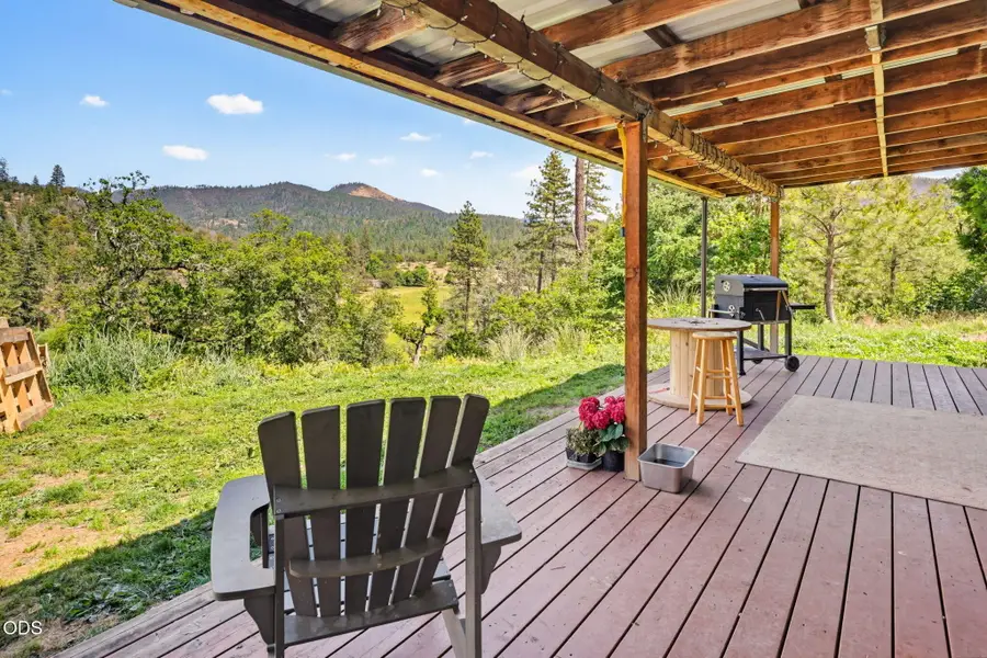 2644 Little Applegate Road, Jacksonville, OR 97530 - #2