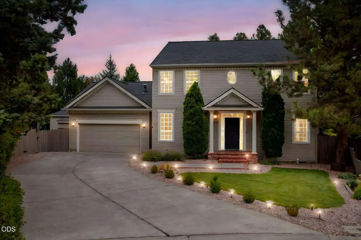 1044 SE Baywood Court, Bend, OR 97702 - #1
