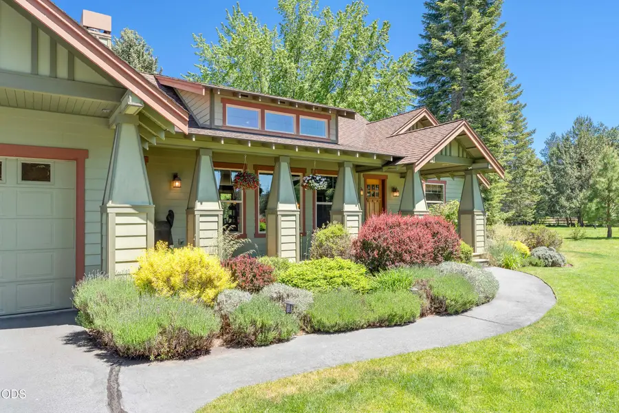 63330 South Road, Bend, OR 97703 - #3