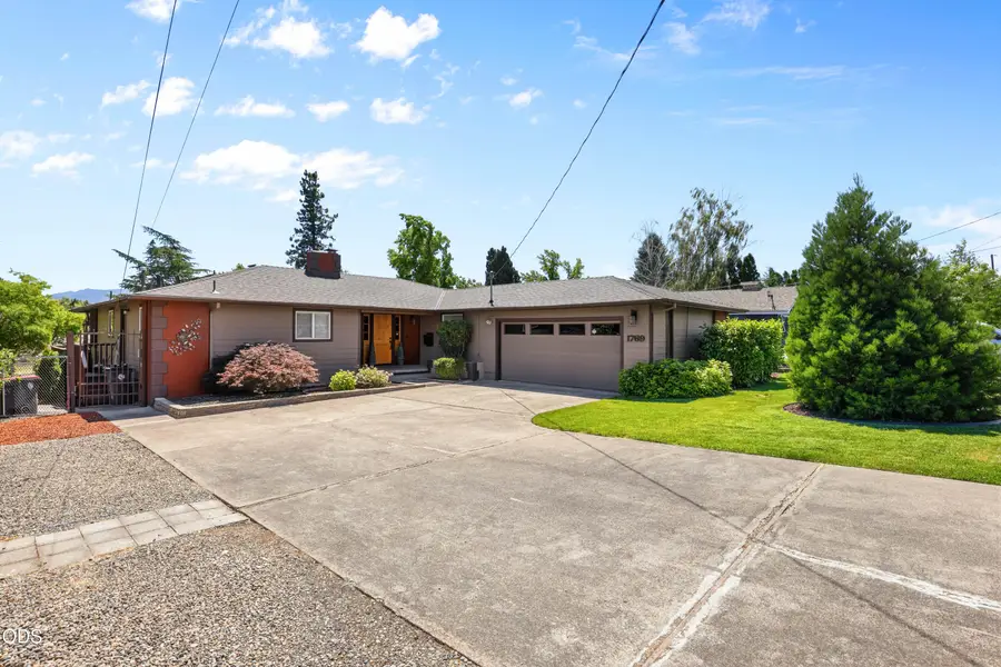 1769 Serenity Drive, Medford, OR 97504 - #2