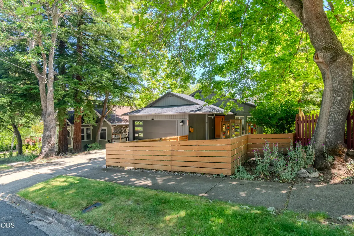 120 Nob Hill Street, Ashland, OR 97520 - #1