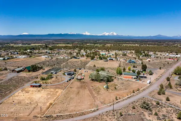 65225 94th Street, Bend, OR 97703