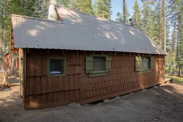 39 Diamond Lake Loop, Chemult, OR 97731