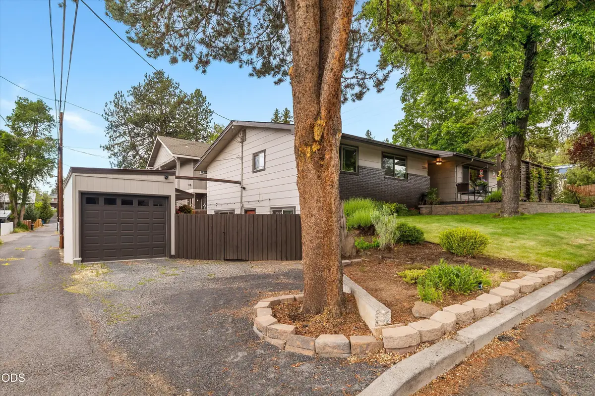 1531 NW 10th Street, Bend, OR 97703 - #1