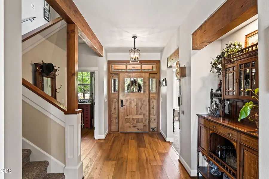 16951 Lady Caroline Drive, Sisters, OR 97759 - #2