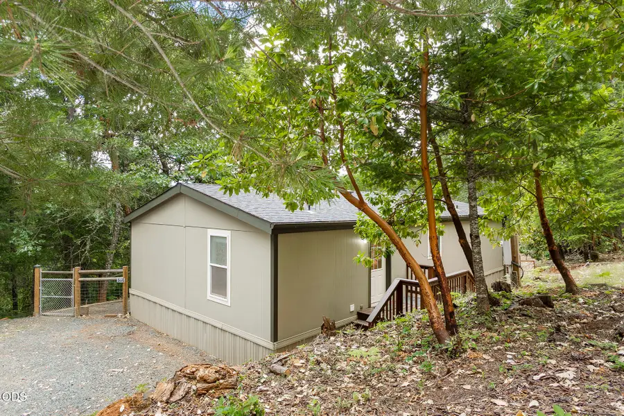 308 Limpy Creek Road, Grants Pass, OR 97527 - #2