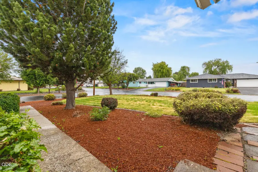 5292 Gatewood Drive, Klamath Falls, OR 97603 - #3