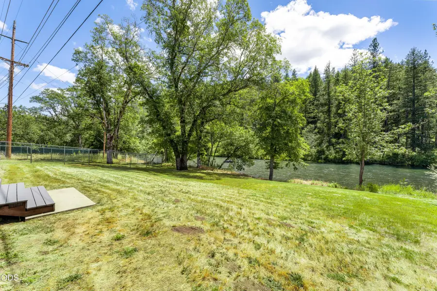 26268 Highway 62, Trail, OR 97541 - #2