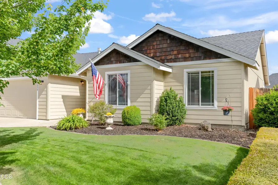 2035 NW Kilnwood Lane, Redmond, OR 97756 - #2