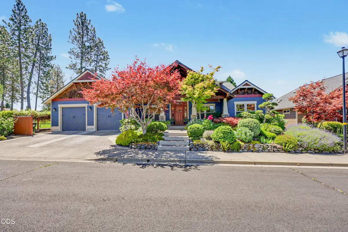 225 Echo Way, Eagle Point, OR 97524 - #1