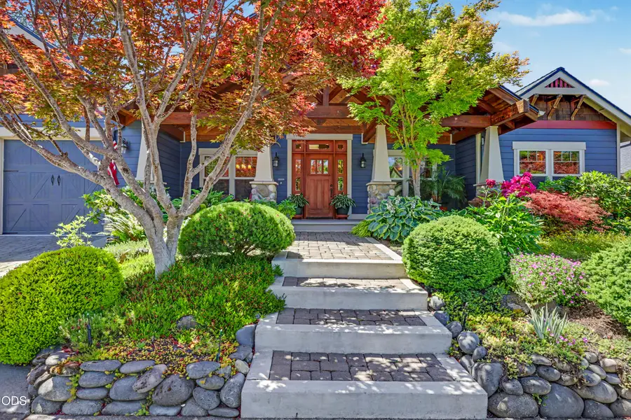225 Echo Way, Eagle Point, OR 97524 - #3