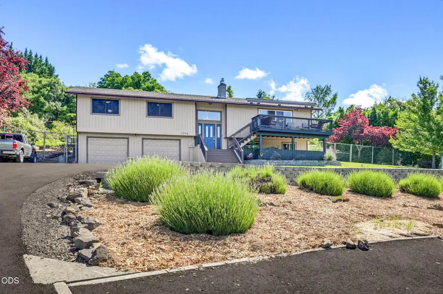 1314 Highcrest Drive, Medford, OR 97504 - #2