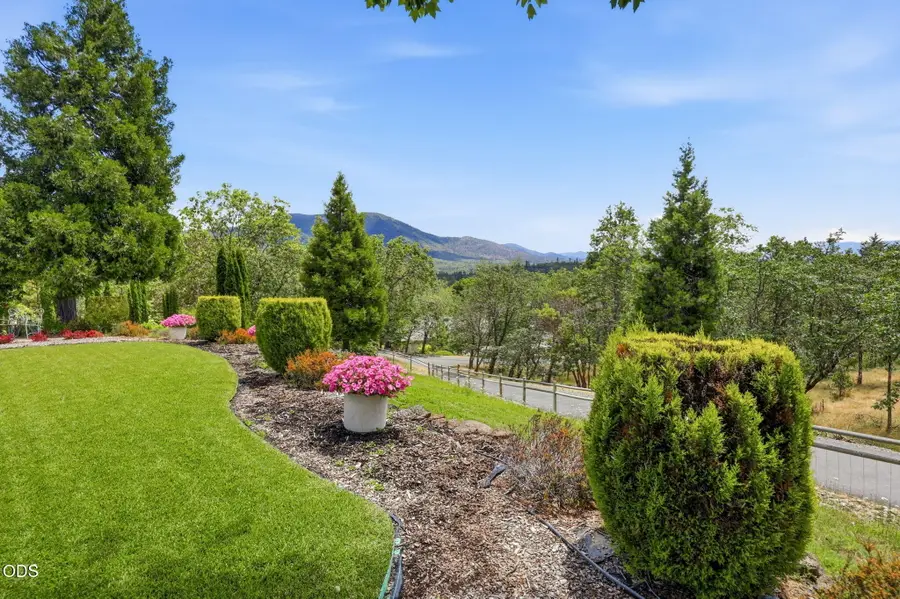 764 Jess Way, Grants Pass, OR 97526 - #3