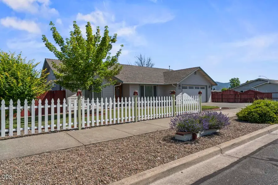 2550 SW Elmer Nelson Lane, Grants Pass, OR 97527 - #3