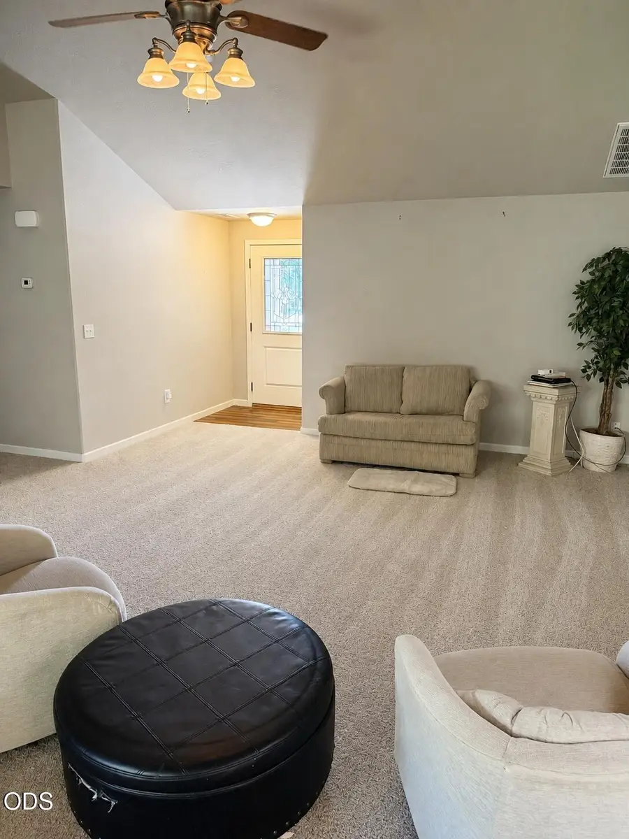 3272 Nellie Ettinger Lane, Medford, OR 97504 - #2