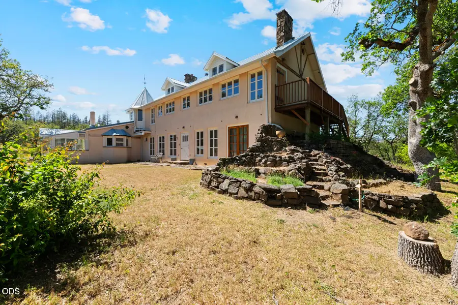 1800 S Obenchain Road, Eagle Point, OR 97524 - #3