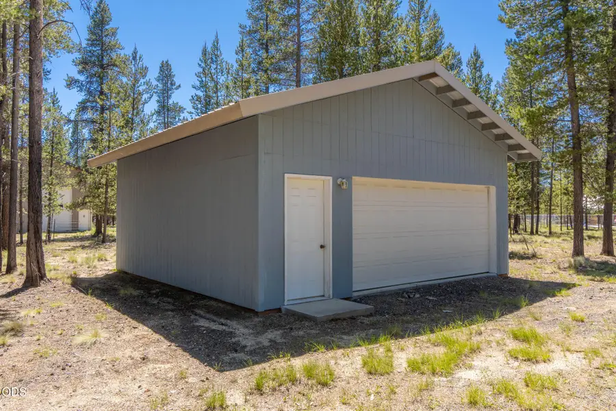 11614 Alderwood Drive, La Pine, OR 97739 - #3